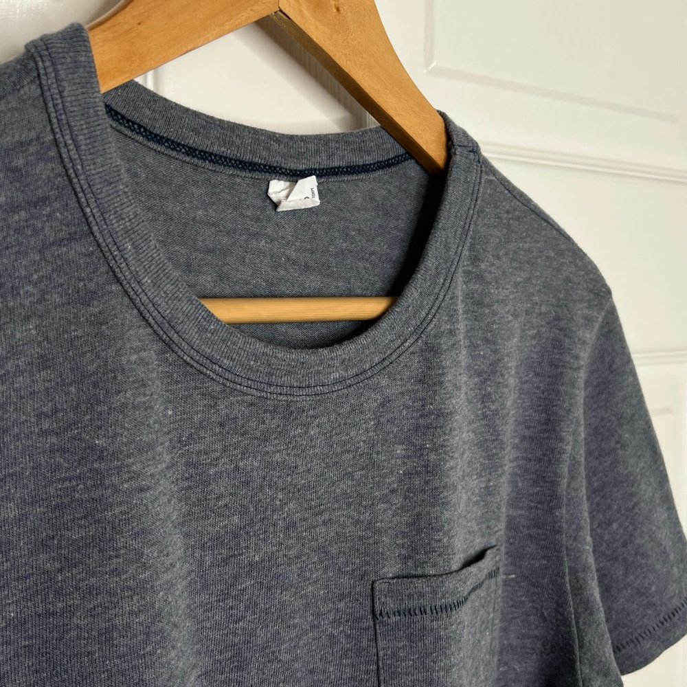 3 Alternative Apparel T-Shirts - Picture 3 of 11